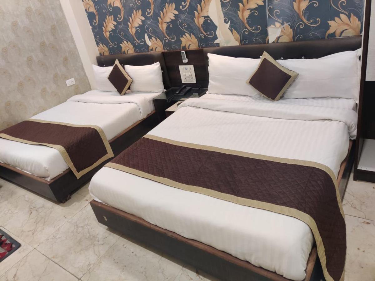 Hotel Raj Vilas Udaipur Eksteriør billede