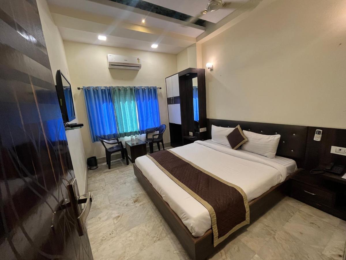 Hotel Raj Vilas Udaipur Eksteriør billede