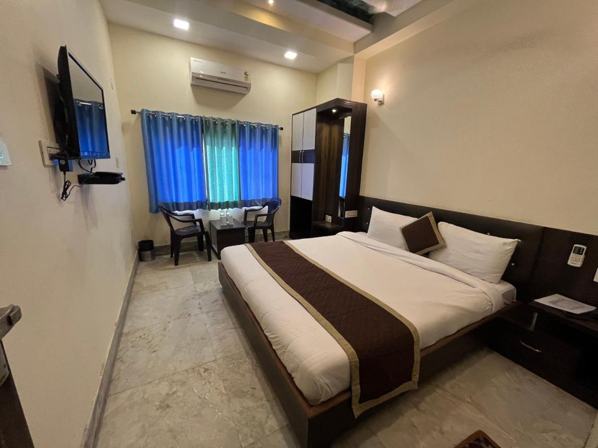 Hotel Raj Vilas Udaipur Eksteriør billede