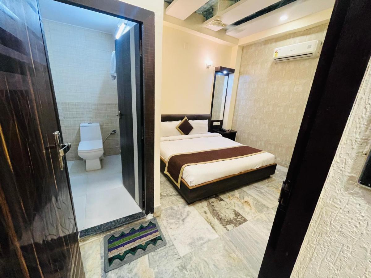 Hotel Raj Vilas Udaipur Eksteriør billede