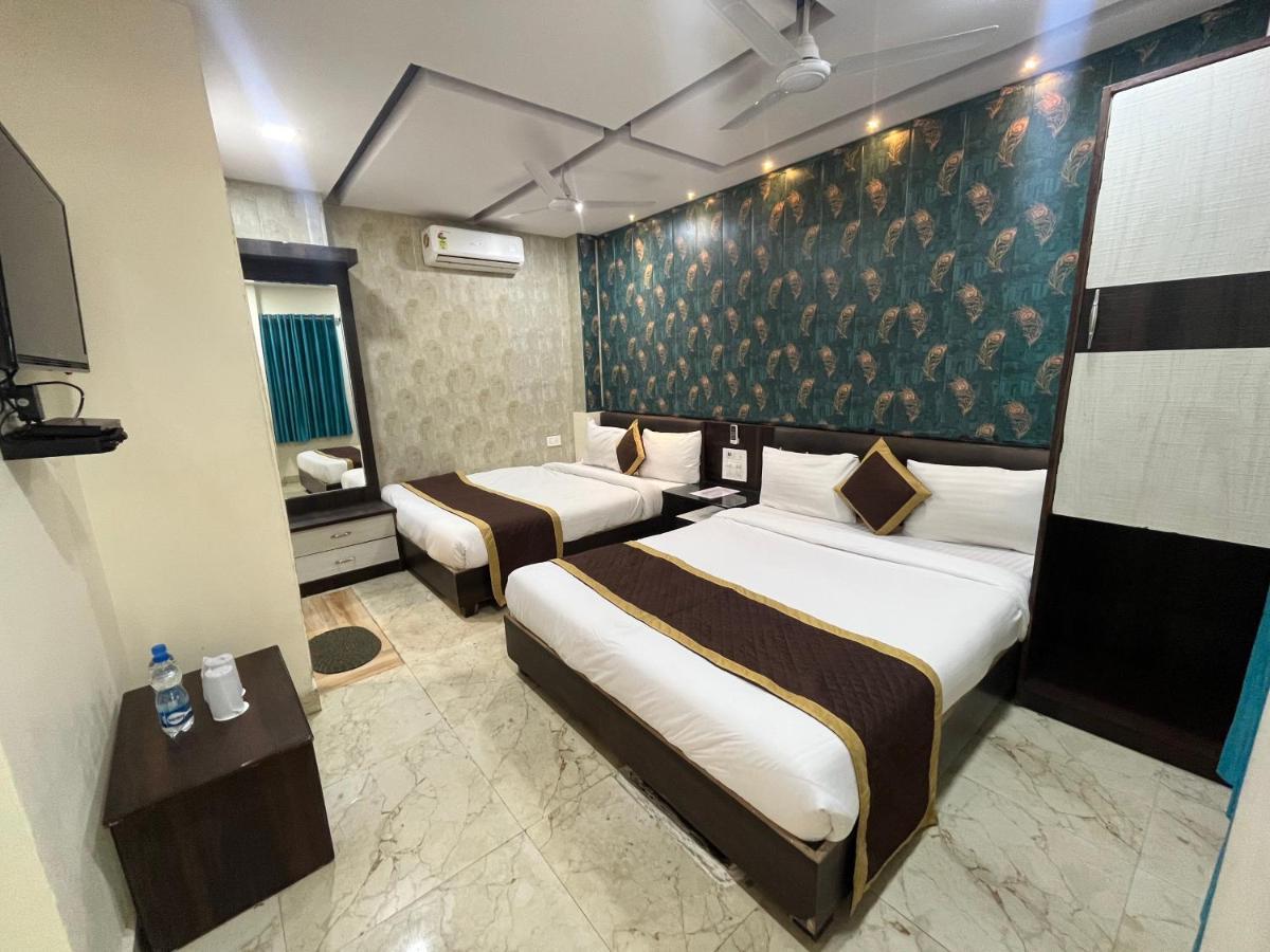 Hotel Raj Vilas Udaipur Eksteriør billede