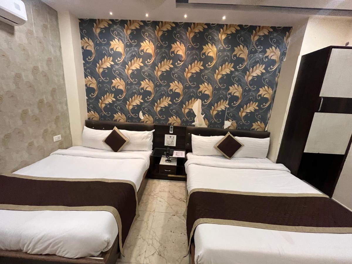 Hotel Raj Vilas Udaipur Eksteriør billede